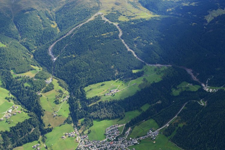 Sextner_Dolomiten_-_Alta_Pusteria__Stiergarten_02.JPG