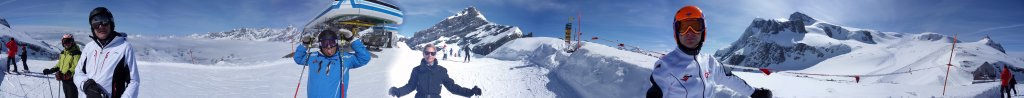 100424 Cervinia - Panorama dal Bontadini 1024x98.jpg